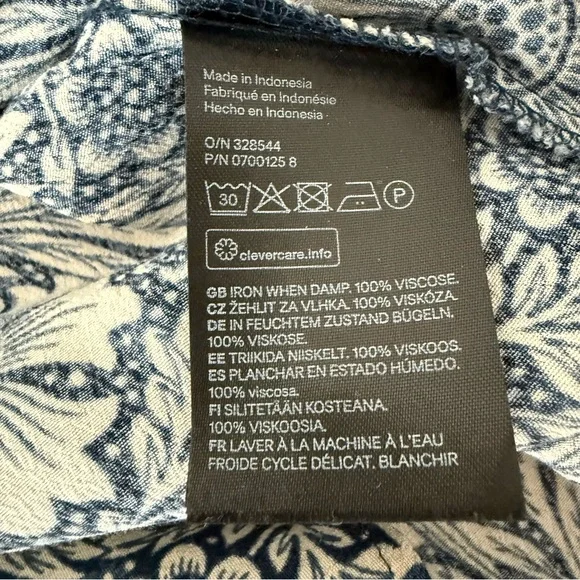 Morris & Co x H&M "Pimpernel" Floral Blouse Blue and Cream Size 10 - Picture 8 of 11